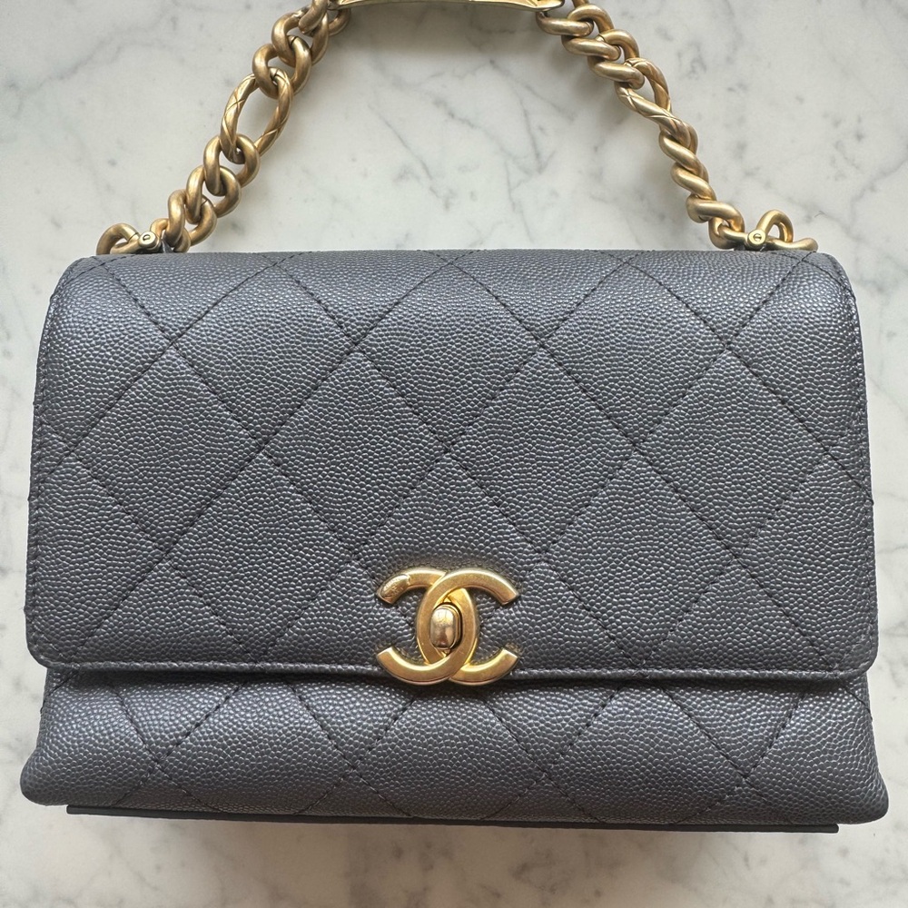 CHANEL Shoulder Bag leather Grained calfskin Gray - Picture 11 of 16